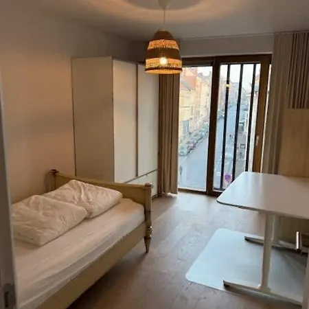Huswell - Away From In The Heart Of Gent